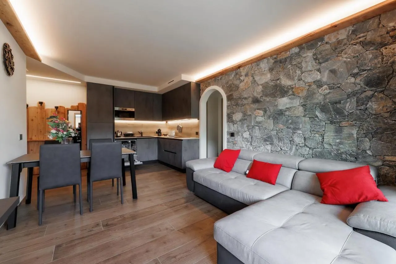 Stella Del Nord - Livigno Centro Apartment