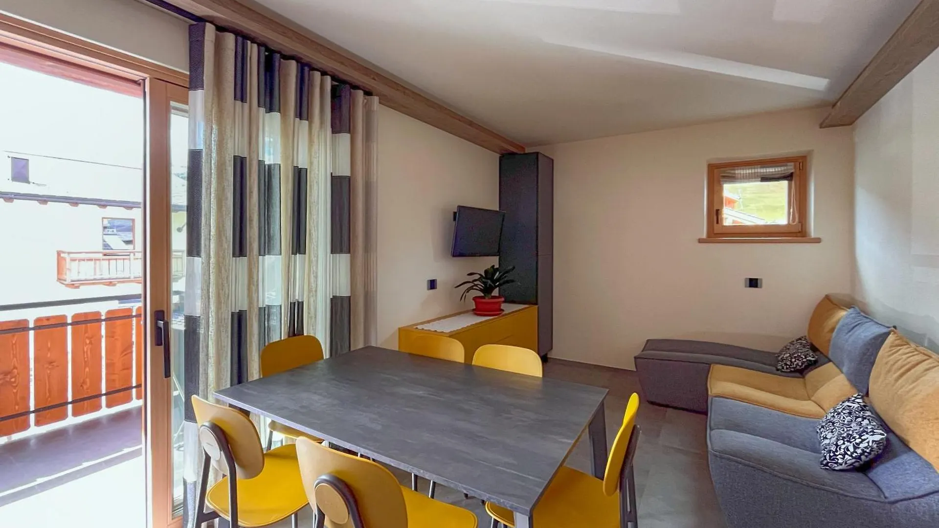 Stella Del Nord - Livigno Centro Apartment Italy